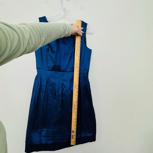 Emma And Michele Blue Satin Sleeveless A Line Dress Women’s Size 8 - Picture 3 of 7
